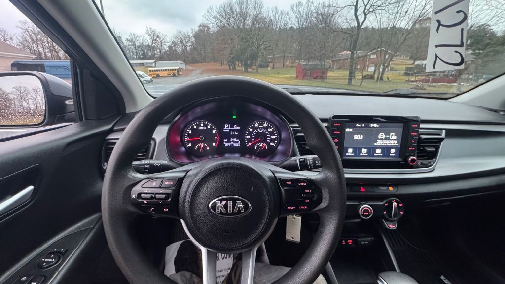 2019 Kia Rio Image 10
