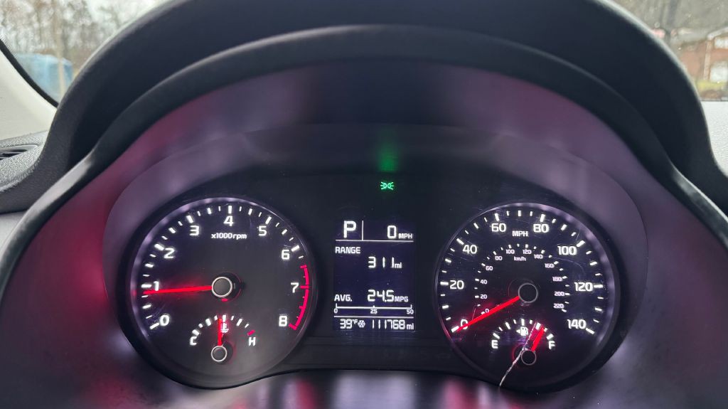 2019 Kia Rio Image 11