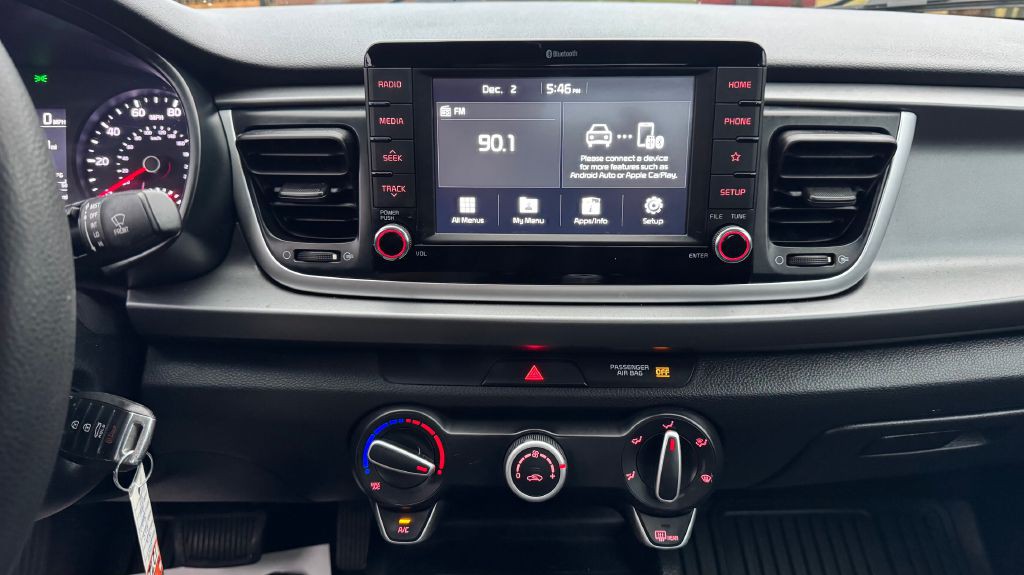 2019 Kia Rio Image 12