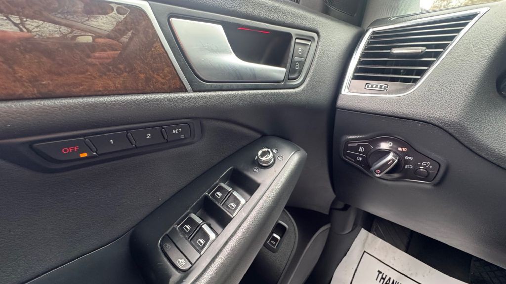 2015 Audi Q5 Image 16