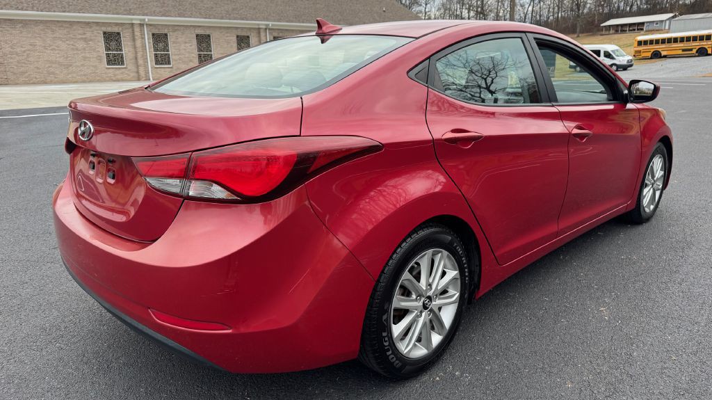 2015 Hyundai Elantra Image 3