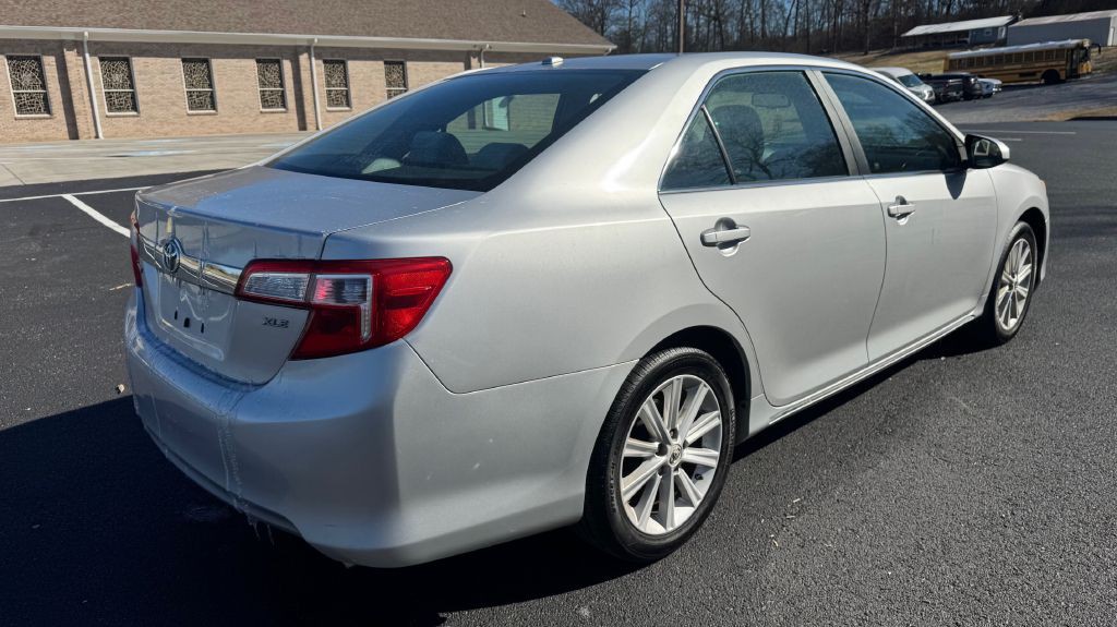 2012 Toyota Camry Image 3