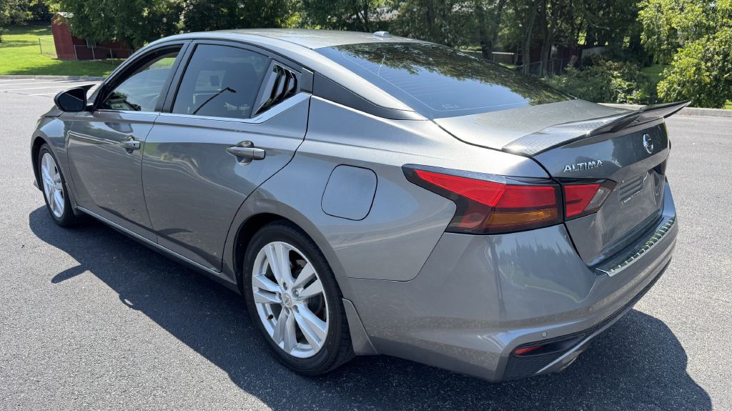 2020 Nissan Altima Image 4