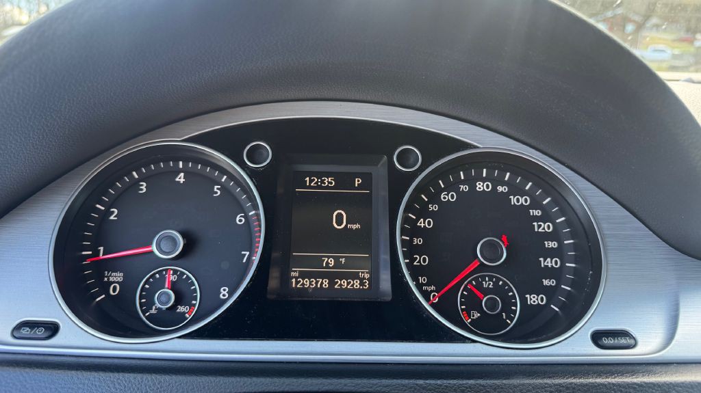 2013 Volkswagen CC Image 11