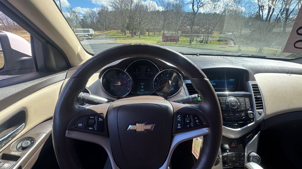 2012 Chevrolet Cruze Image 9