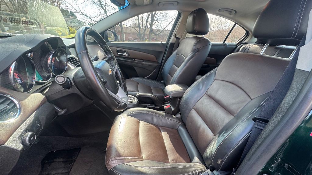2015 Chevrolet Cruze Image 5