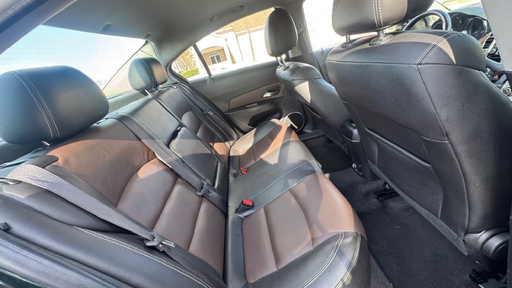 2015 Chevrolet Cruze Image 8