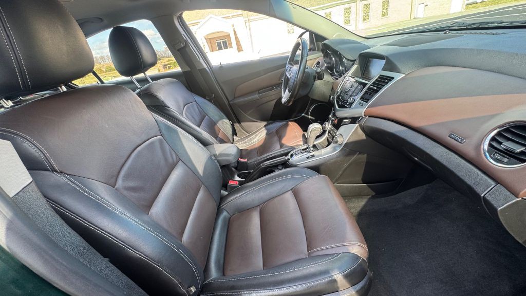 2015 Chevrolet Cruze Image 9