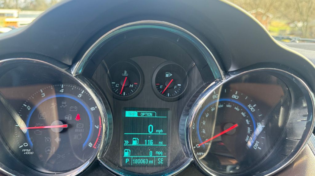 2015 Chevrolet Cruze Image 11