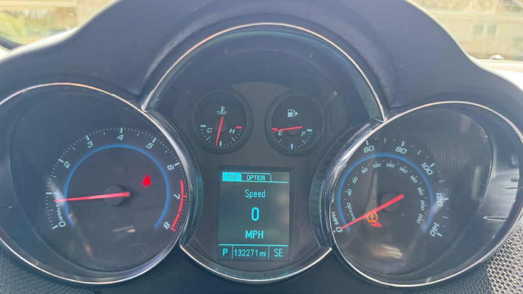 2015 Chevrolet Cruze Image 11