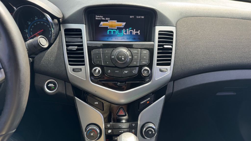 2015 Chevrolet Cruze Image 12