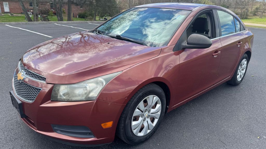 2012 Chevrolet Cruze Image 1