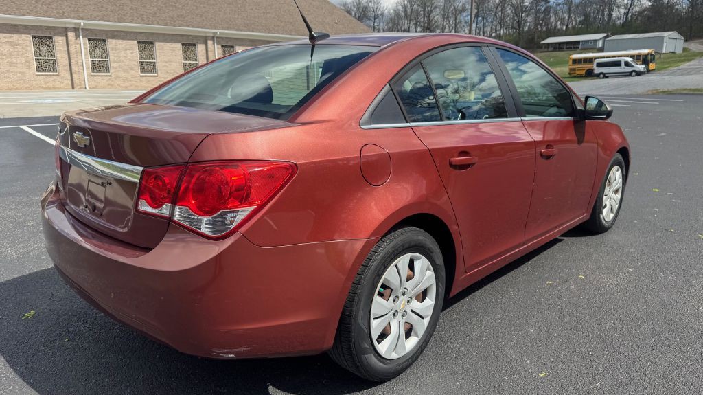 2012 Chevrolet Cruze Image 3
