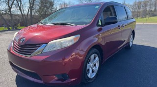 Image for 2015 Toyota Sienna LE ID: 7286863