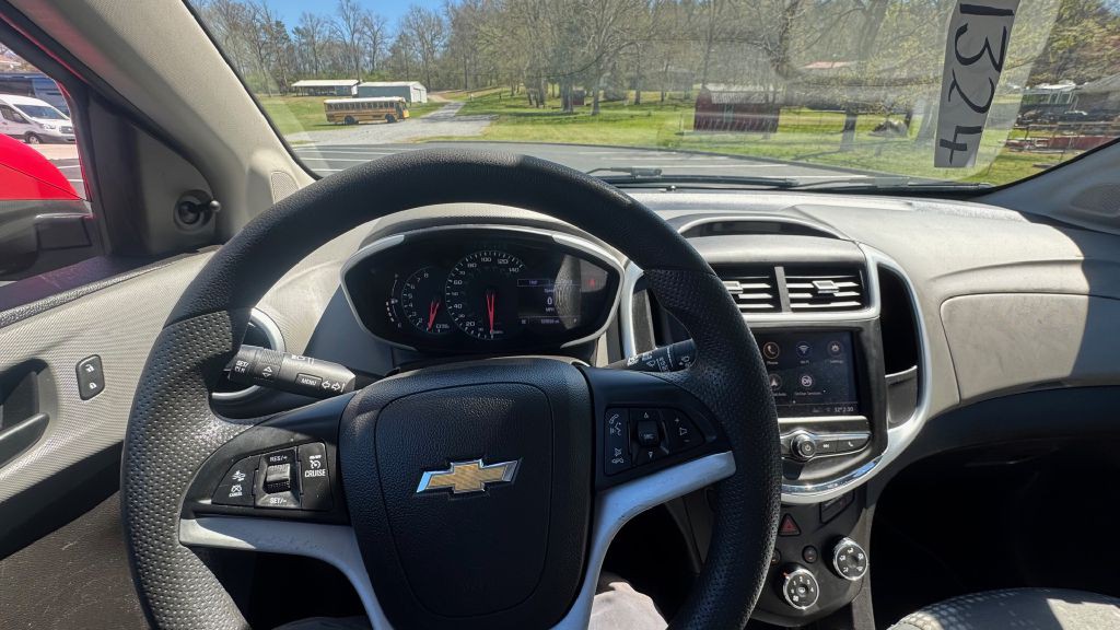 2020 Chevrolet Sonic Image 7