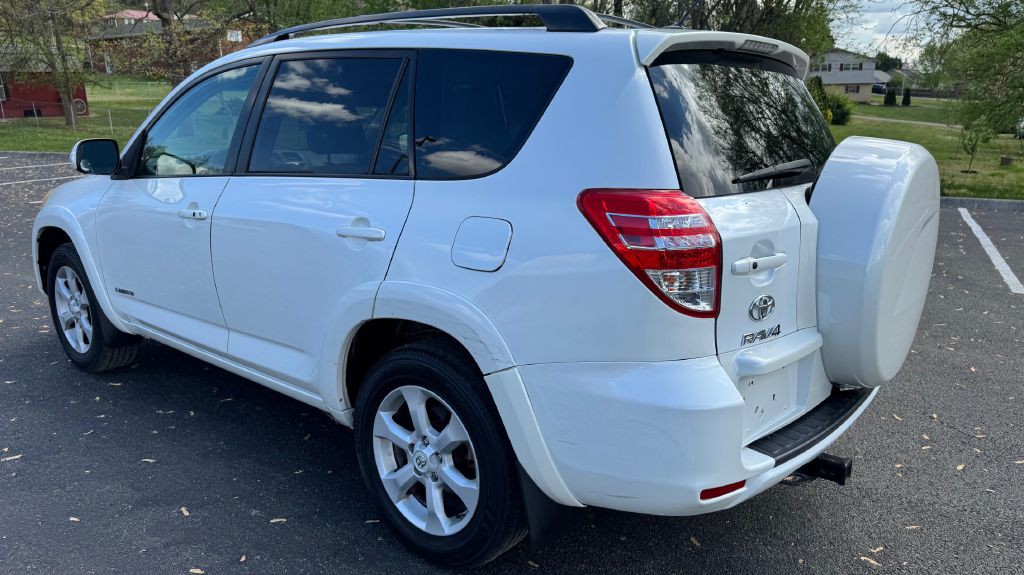 2011 Toyota Rav4 Image 4