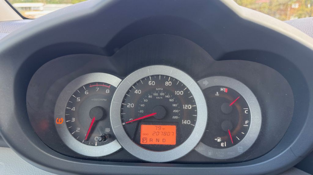 2011 Toyota Rav4 Image 10