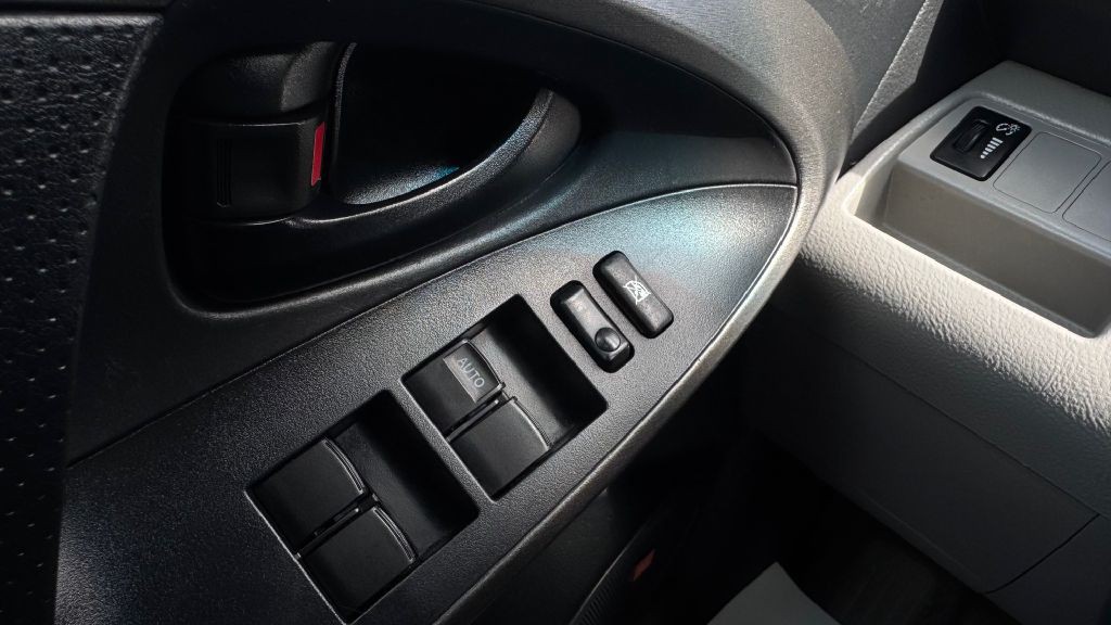 2011 Toyota Rav4 Image 14