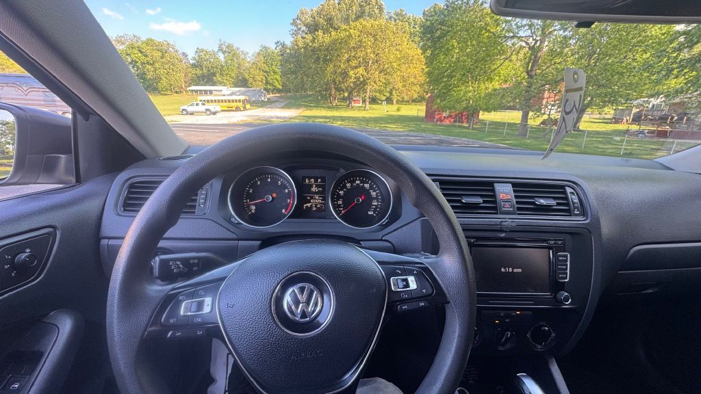 2015 Volkswagen Jetta Image 10