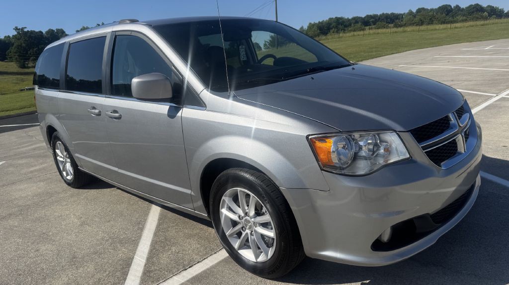 2019 Dodge Grand Caravan Image 2
