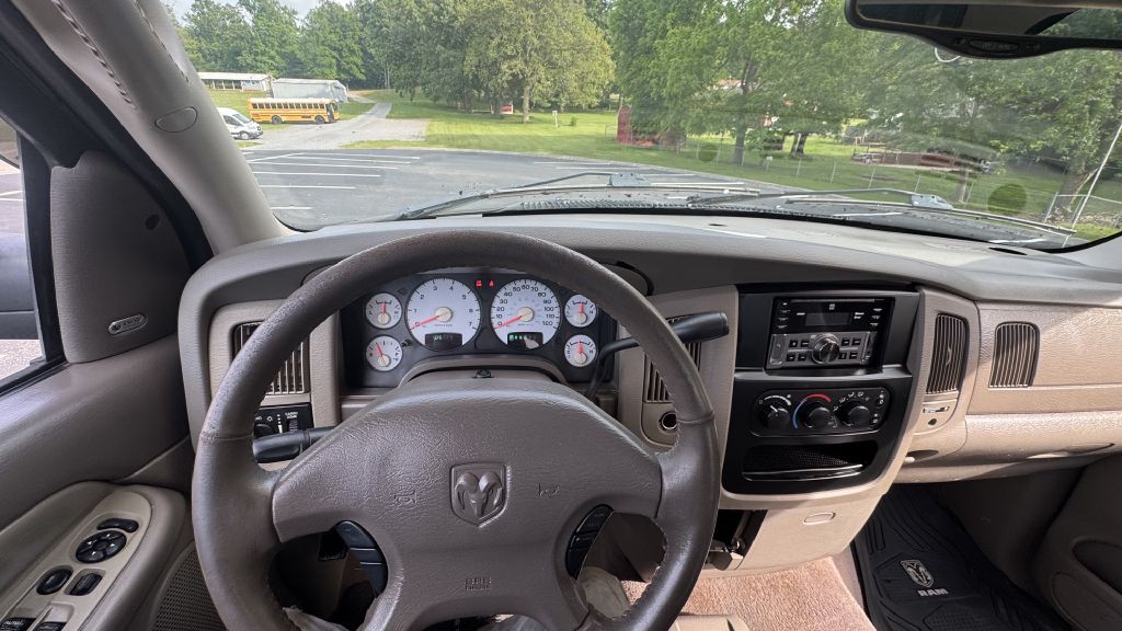 2002 Dodge Ram 1500 Image 8