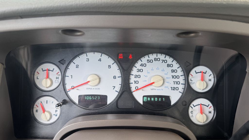2002 Dodge Ram 1500 Image 9