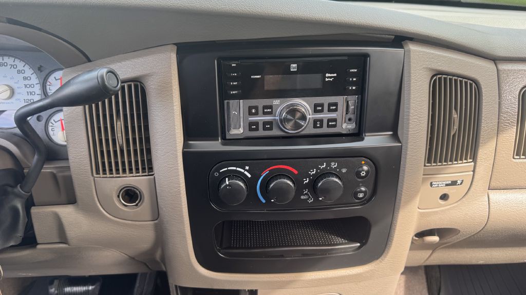 2002 Dodge Ram 1500 Image 10