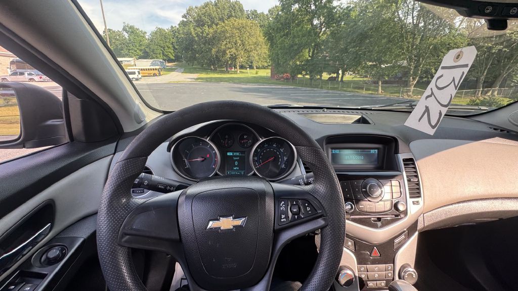 2013 Chevrolet Cruze Image 10
