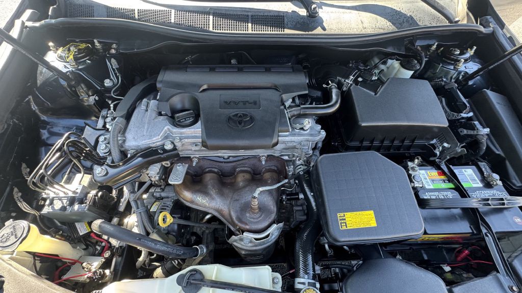 2013 Toyota Camry Image 14