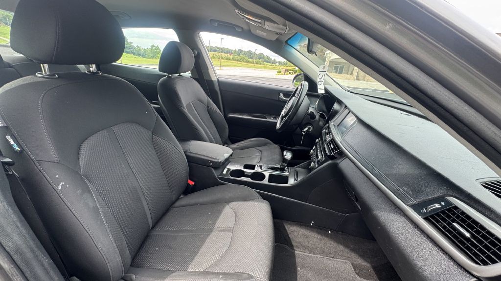 2018 Kia Optima Image 8
