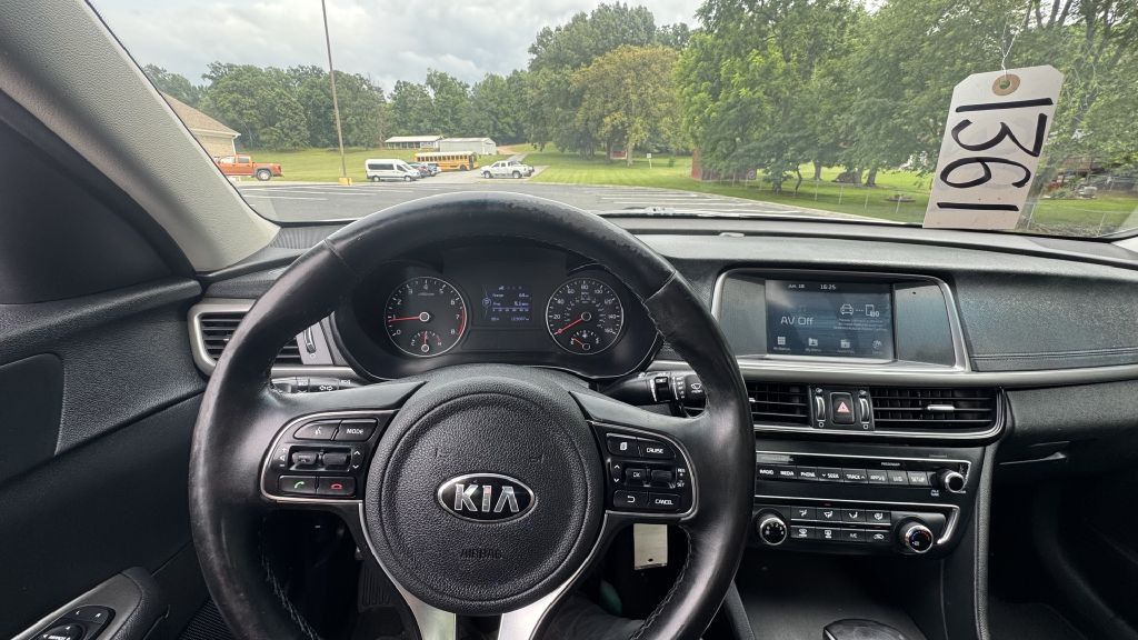 2018 Kia Optima Image 9