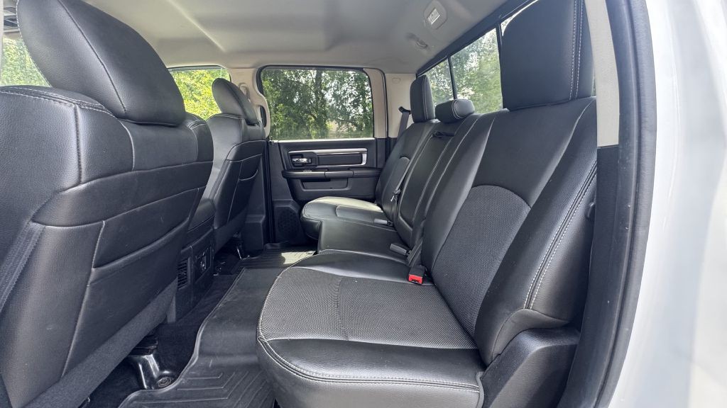 2015 RAM 1500 Image 6