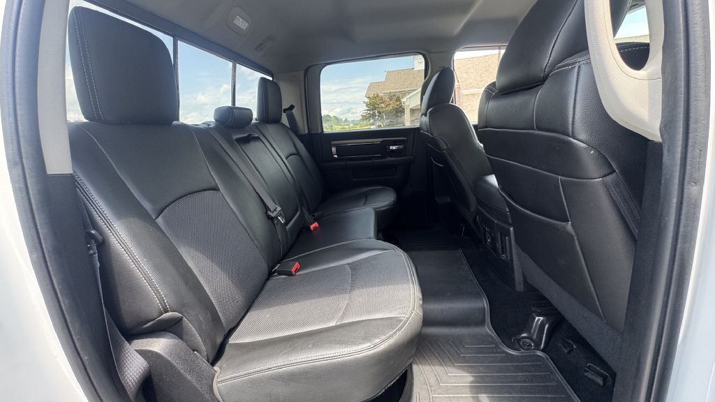 2015 RAM 1500 Image 7
