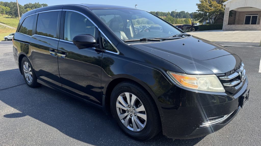 2014 Honda Odyssey Image 2