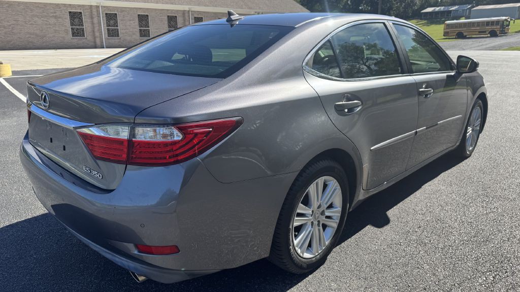 2014 Lexus ES Image 4