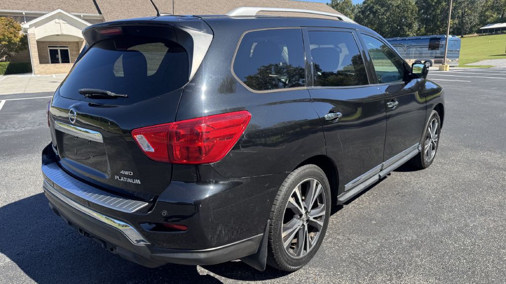 2018 Nissan Pathfinder Image 4