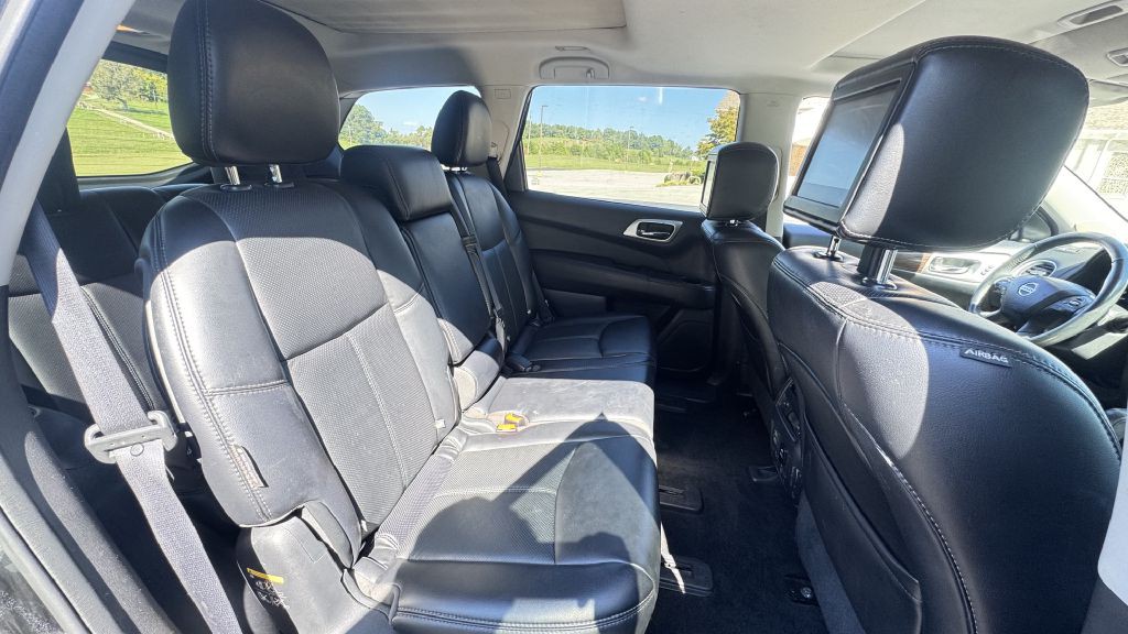 2018 Nissan Pathfinder Image 9