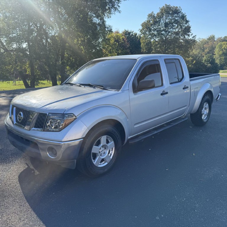 2008 Nissan Frontier Image 1