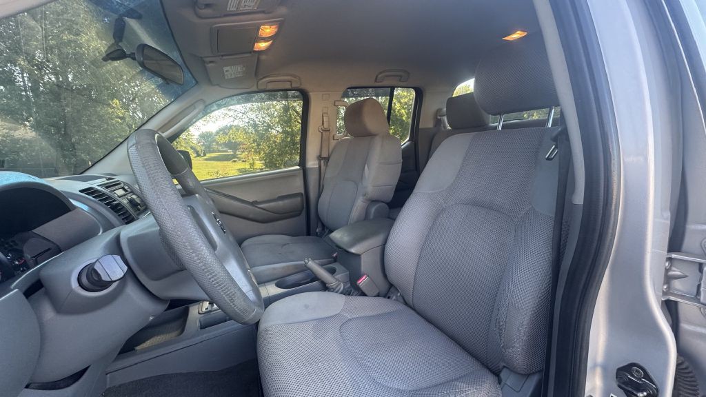 2008 Nissan Frontier Image 5