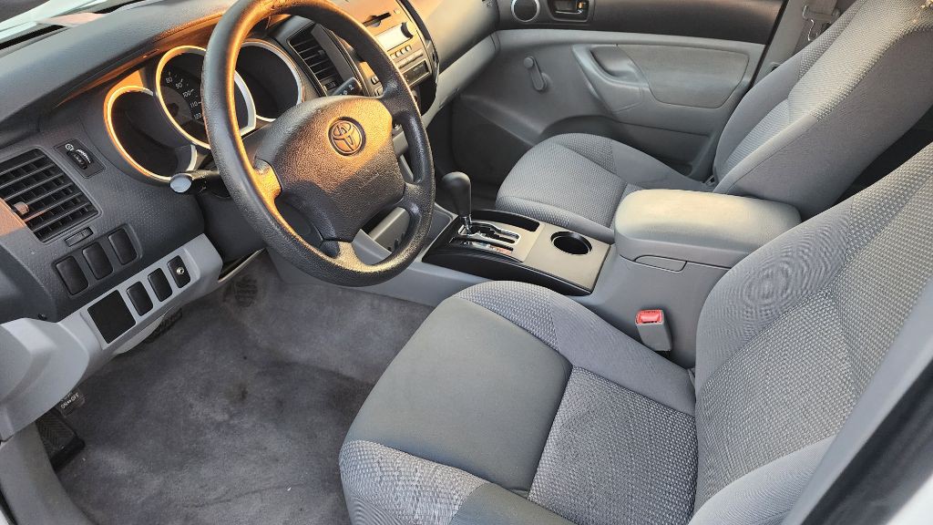 2019 Toyota Tacoma Image 30