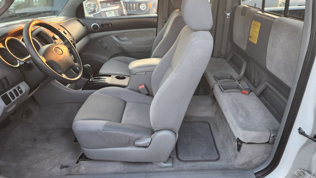 2019 Toyota Tacoma Image 34