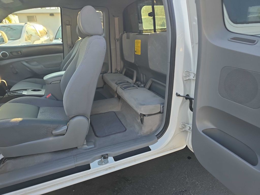 2006 Toyota Tacoma Image 11