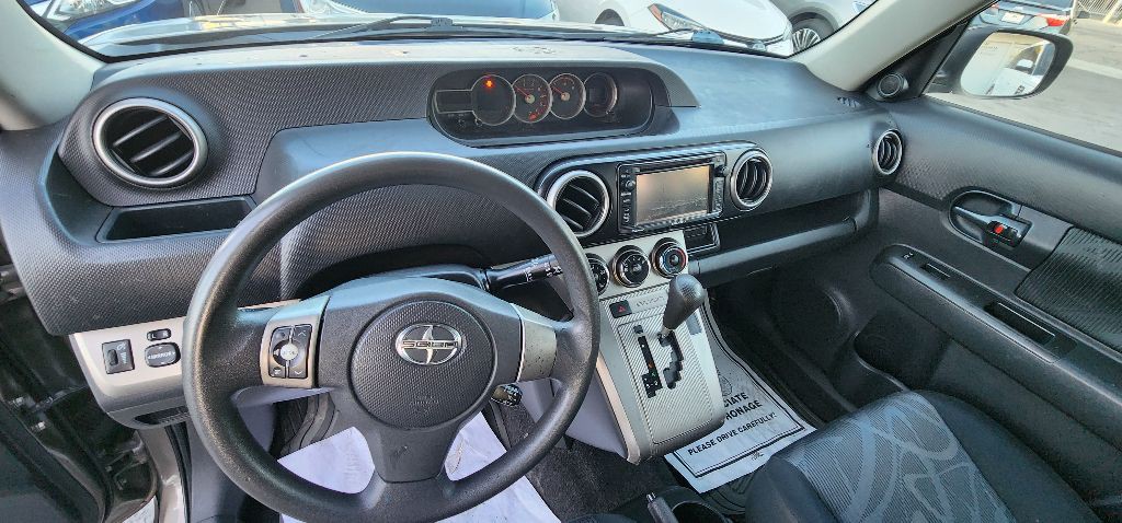 2015 Scion xB Image 8
