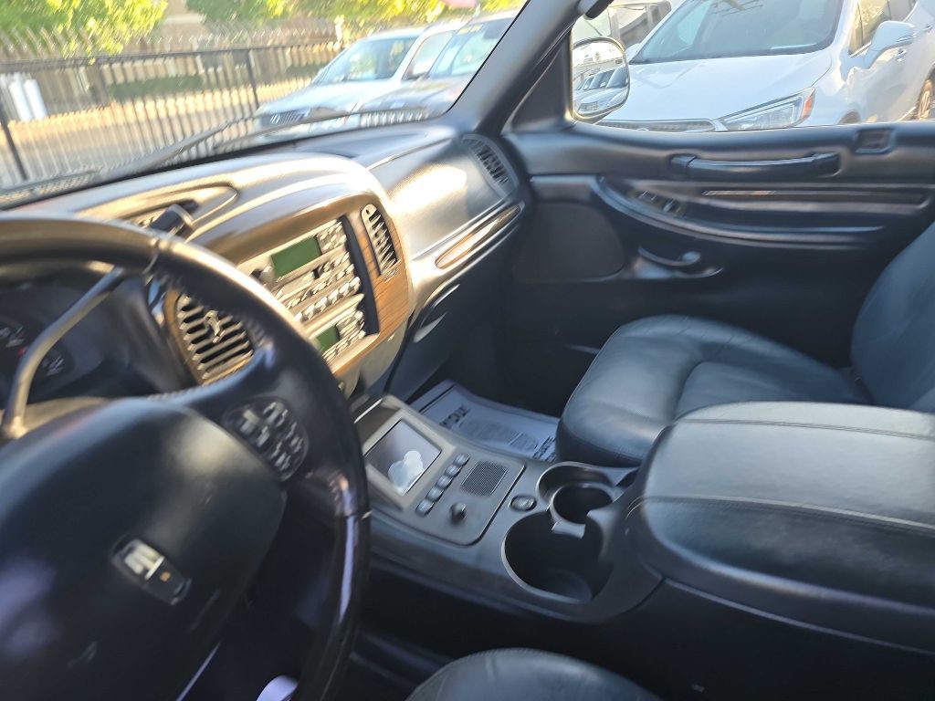 2002 Lincoln Blackwood Image 9