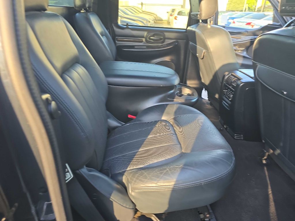 2002 Lincoln Blackwood Image 13