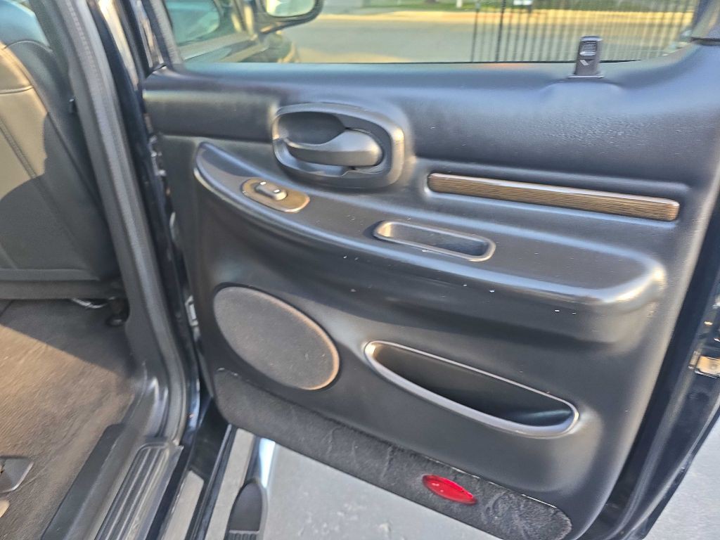 2002 Lincoln Blackwood Image 14