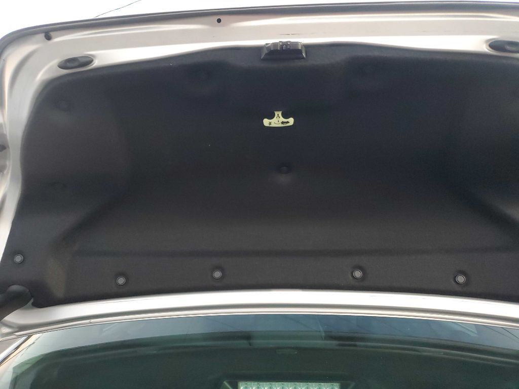 2019 Toyota Camry Image 24