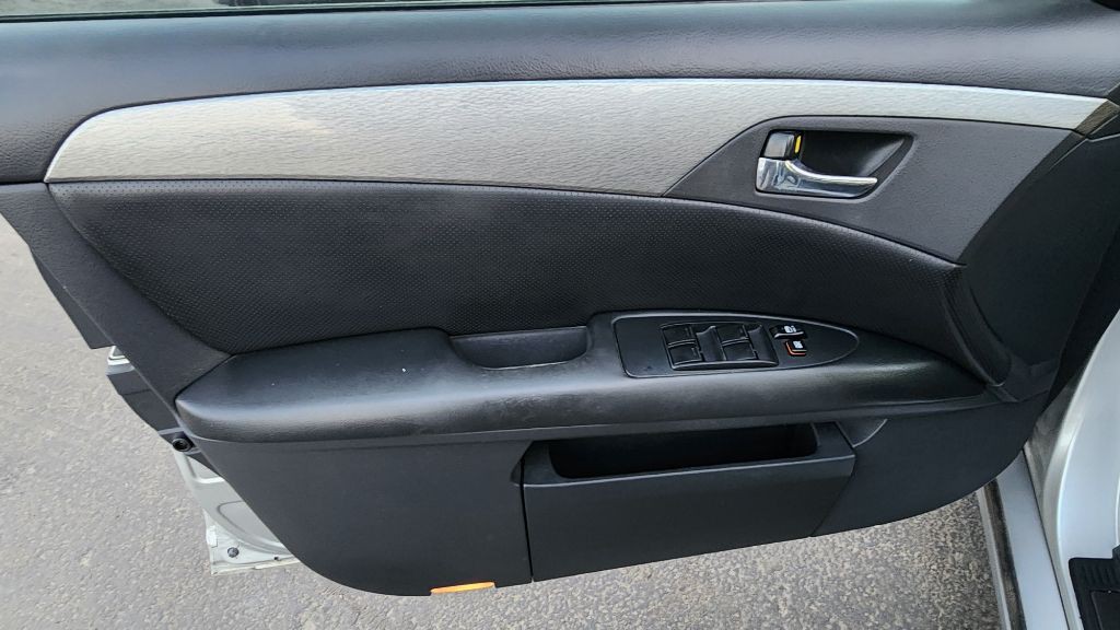2006 Toyota Avalon Image 12