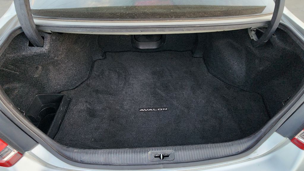 2006 Toyota Avalon Image 18