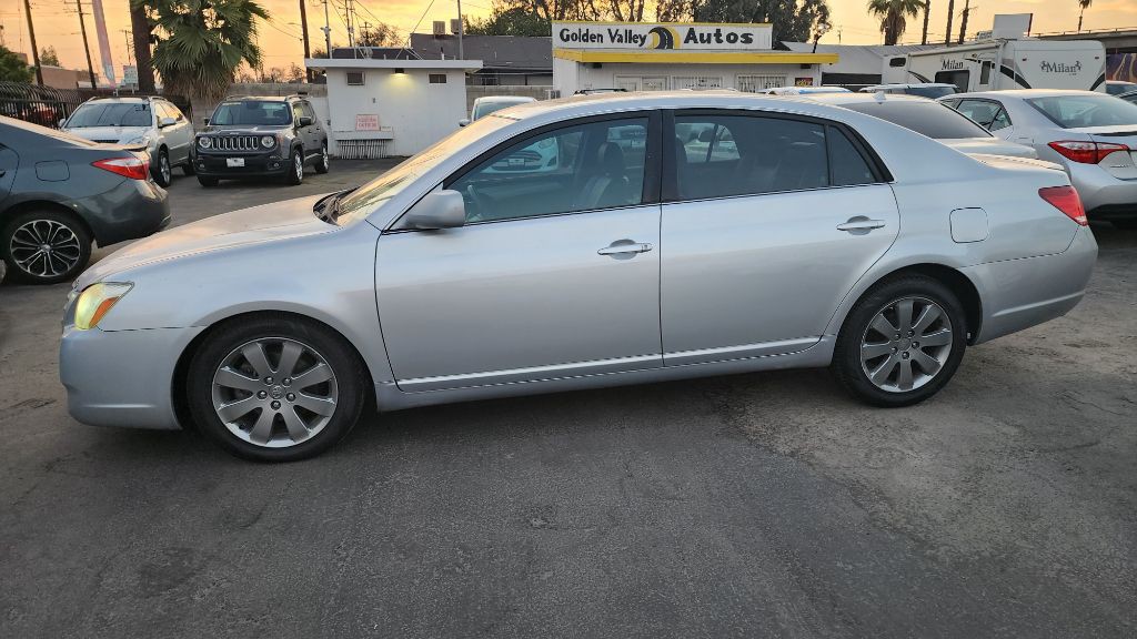 2006 Toyota Avalon Image 2
